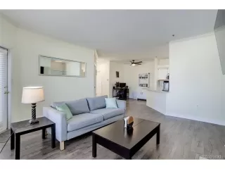 Photo #4: 6484397 Listing