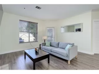 Photo #5: 6484397 Listing