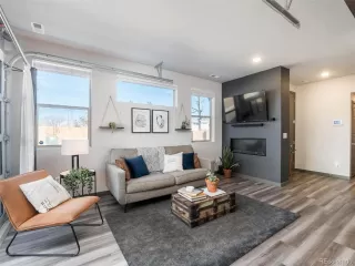 Photo #6: 6485301 Listing 