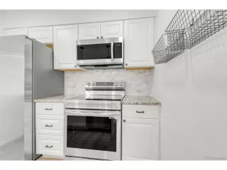 Photo #5: 6489594 Listing