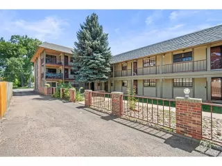 Photo #3: 6491552 Listing 