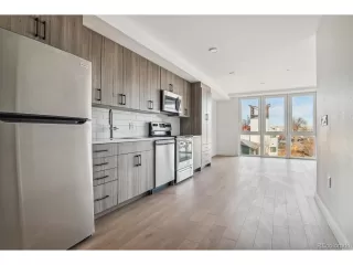 Photo #6: 6492356 Listing 