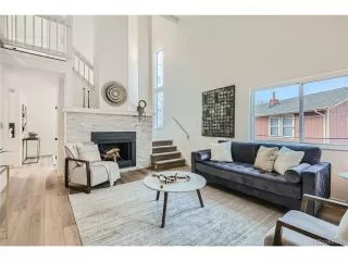 Photo #2: 6492444 Listing