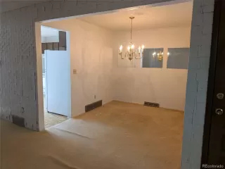 Photo #3: 6495169 Listing