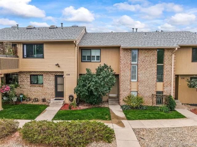 MLS: 6496294 Condo For Sale