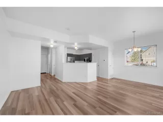 Photo #5: 6496943 Listing 