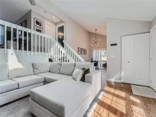 Photo #5: 6497133 Listing