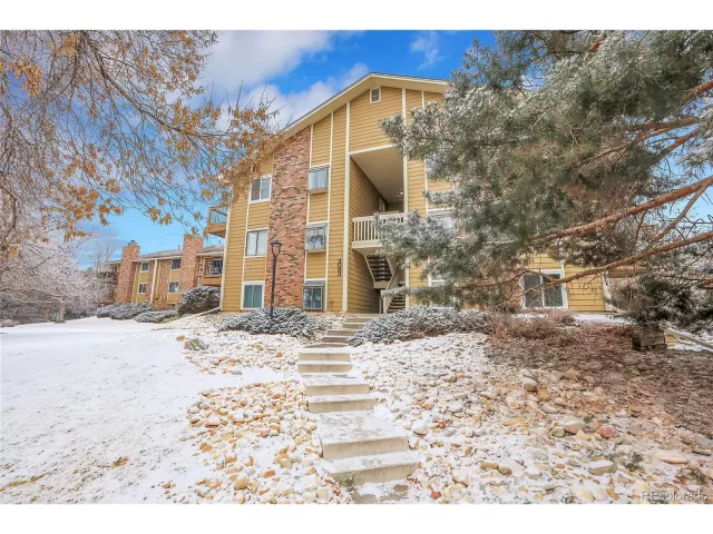 MLS: 6501470 Condo For Sale