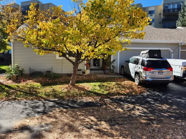 MLS: 6502476 Condo For Sale