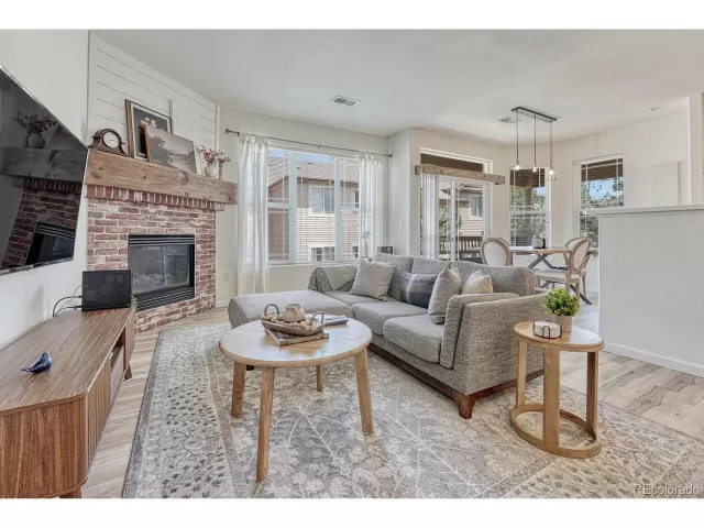 MLS: 6503364 Condo For Sale