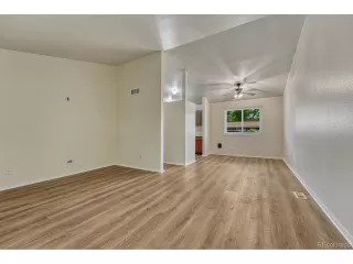 Photo #4: 6507226 Listing