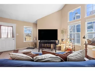 Photo #4: 6507899 Listing