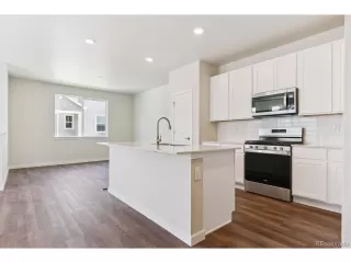 Photo #2: 6510955 Listing