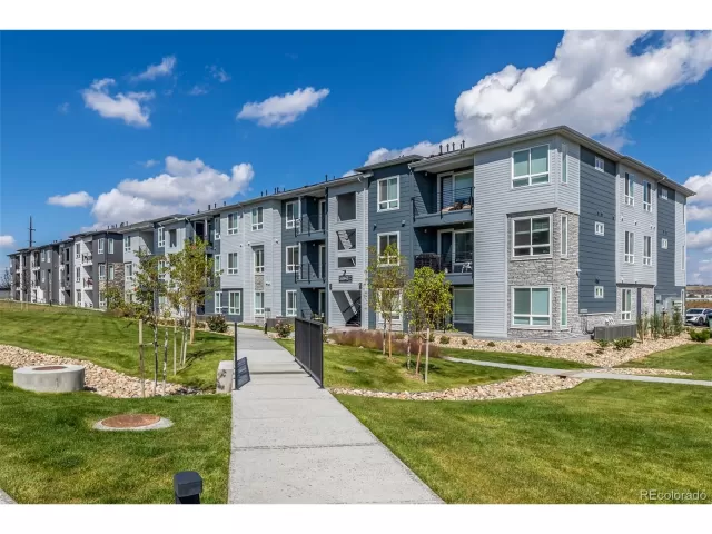 MLS: 6511058 Condo For Sale