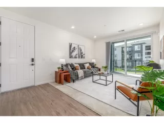 Photo #3: 6511058 Listing 