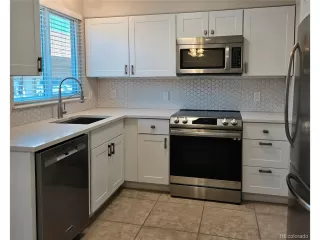 Photo #2: 6511095 Listing 