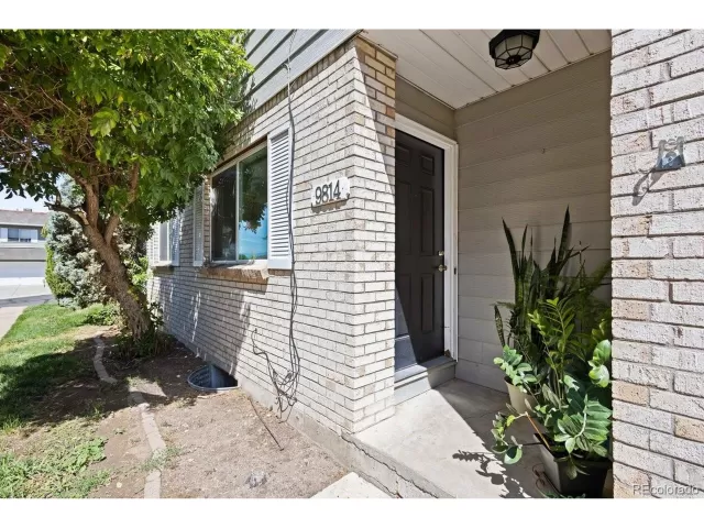 MLS: 6513007 Condo For Sale