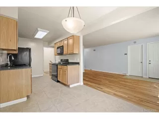 Photo #6: 6513007 Listing