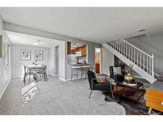 Photo #2: 6513914 Listing