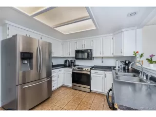 Photo #6: 6515358 Listing