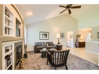 Photo #3: 6516193 Listing