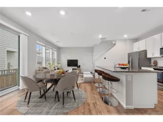 Photo #2: 6519722 Listing 