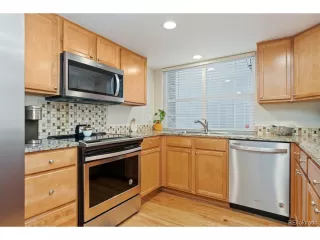 Photo #6: 6520910 Listing