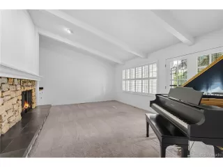 Photo #6: 6521318 Listing