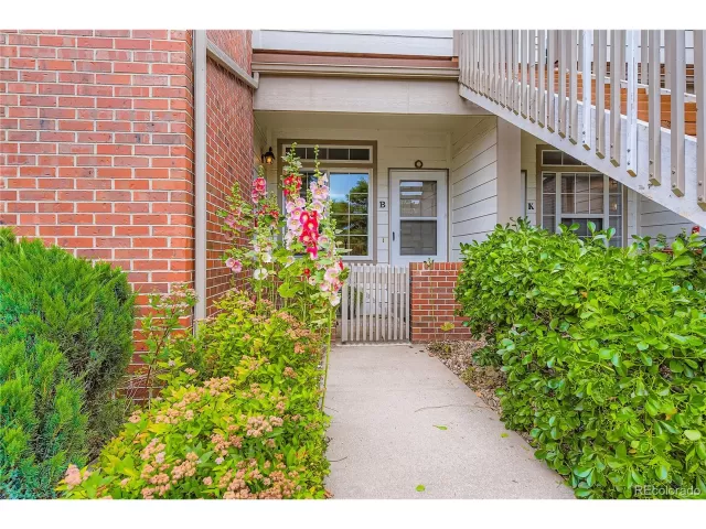 MLS: 6521518 Condo For Sale