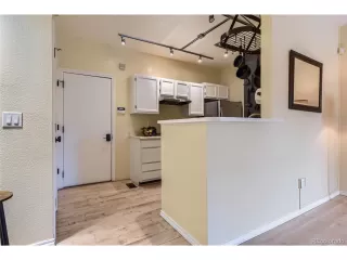 Photo #5: 6521518 Listing