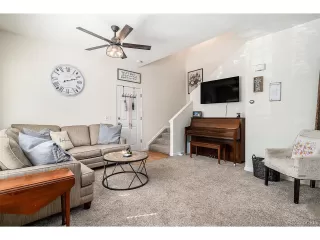 Photo #6: 6527360 Listing