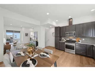 Photo #3: 6530173 Listing 