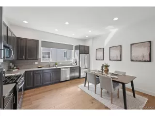 Photo #5: 6530173 Listing 