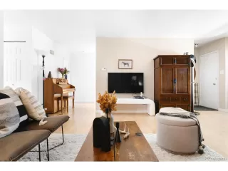 Photo #6: 6531586 Listing