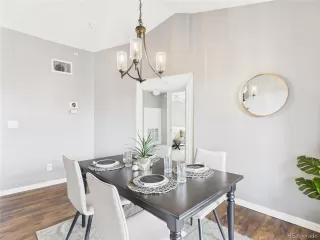 Photo #5: 6531826 Listing