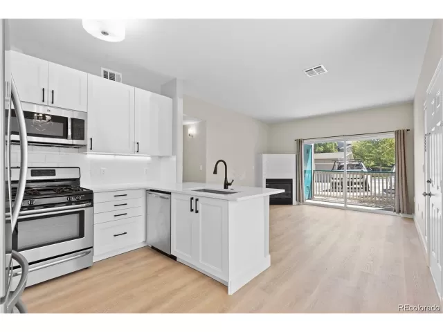 MLS: 6532215 Condo For Sale