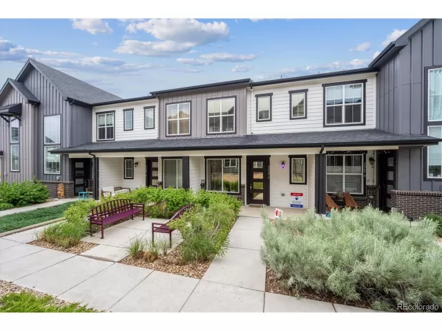 MLS: 6537305 Condo For Sale