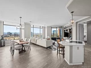 Photo #2: 6538325 Listing 