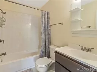 Photo #4: 6538447 Listing