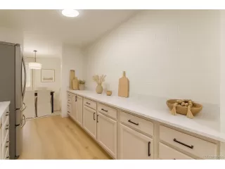 Photo #2: 6538480 Listing 