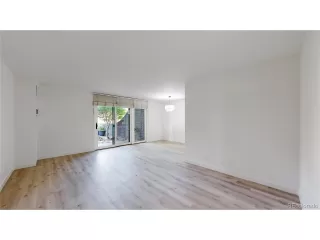 Photo #6: 6538480 Listing 