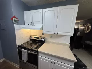 Photo #5: 6539313 Listing 