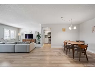 Photo #2: 6540515 Listing