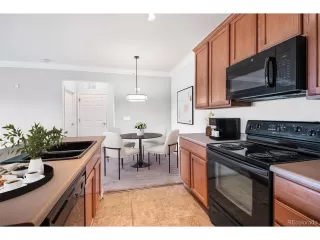 Photo #6: 6540609 Listing 