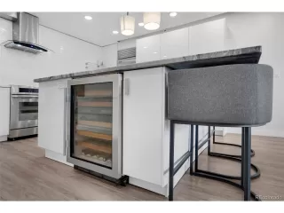 Photo #6: 6544770 Listing