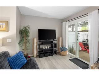 Photo #3: 6545751 Listing