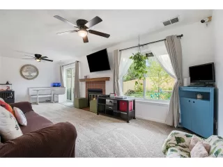 Photo #6: 6548208 Listing