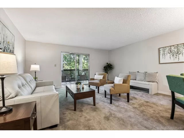 MLS: 6553596 Condo For Sale