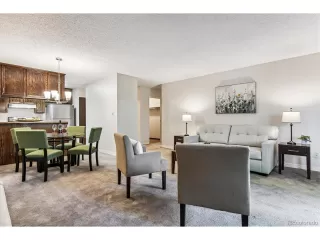 Photo #3: 6553596 Listing