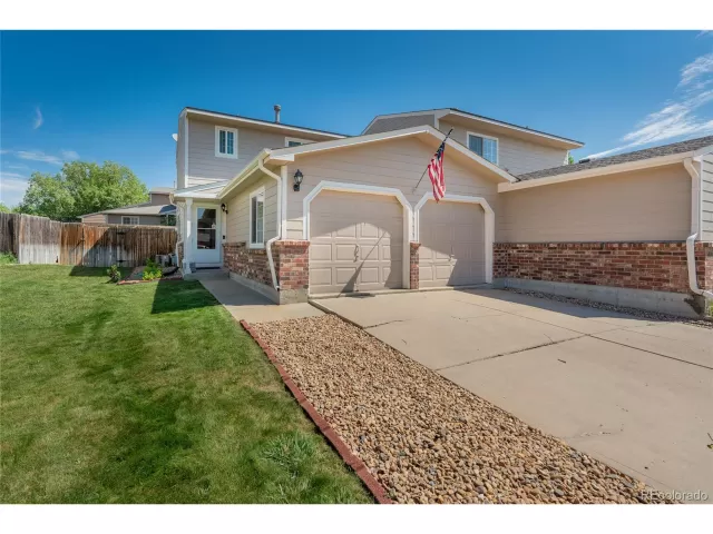 MLS: 6554198 Condo For Sale